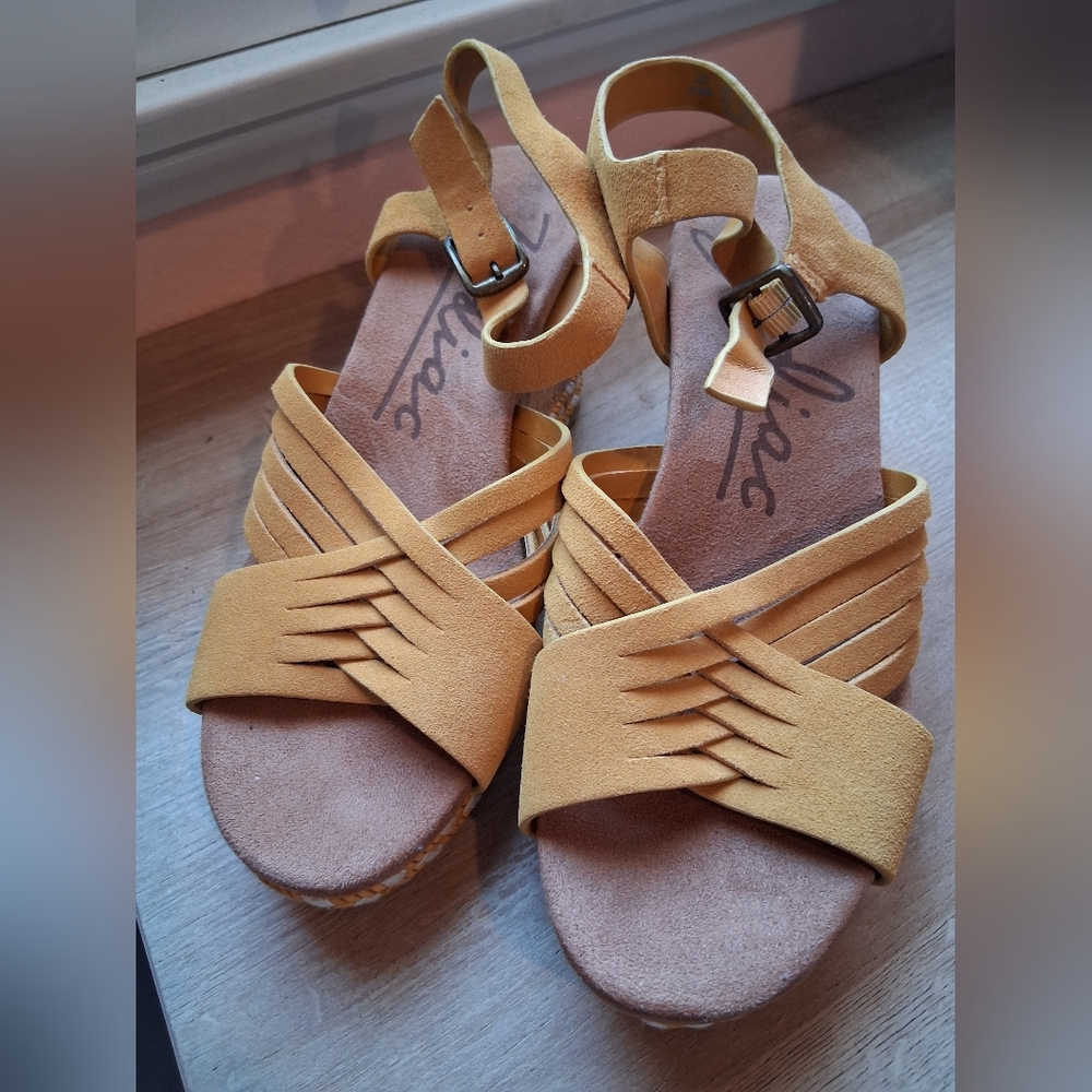 PRICE DROP Yellow Strappy Sandals